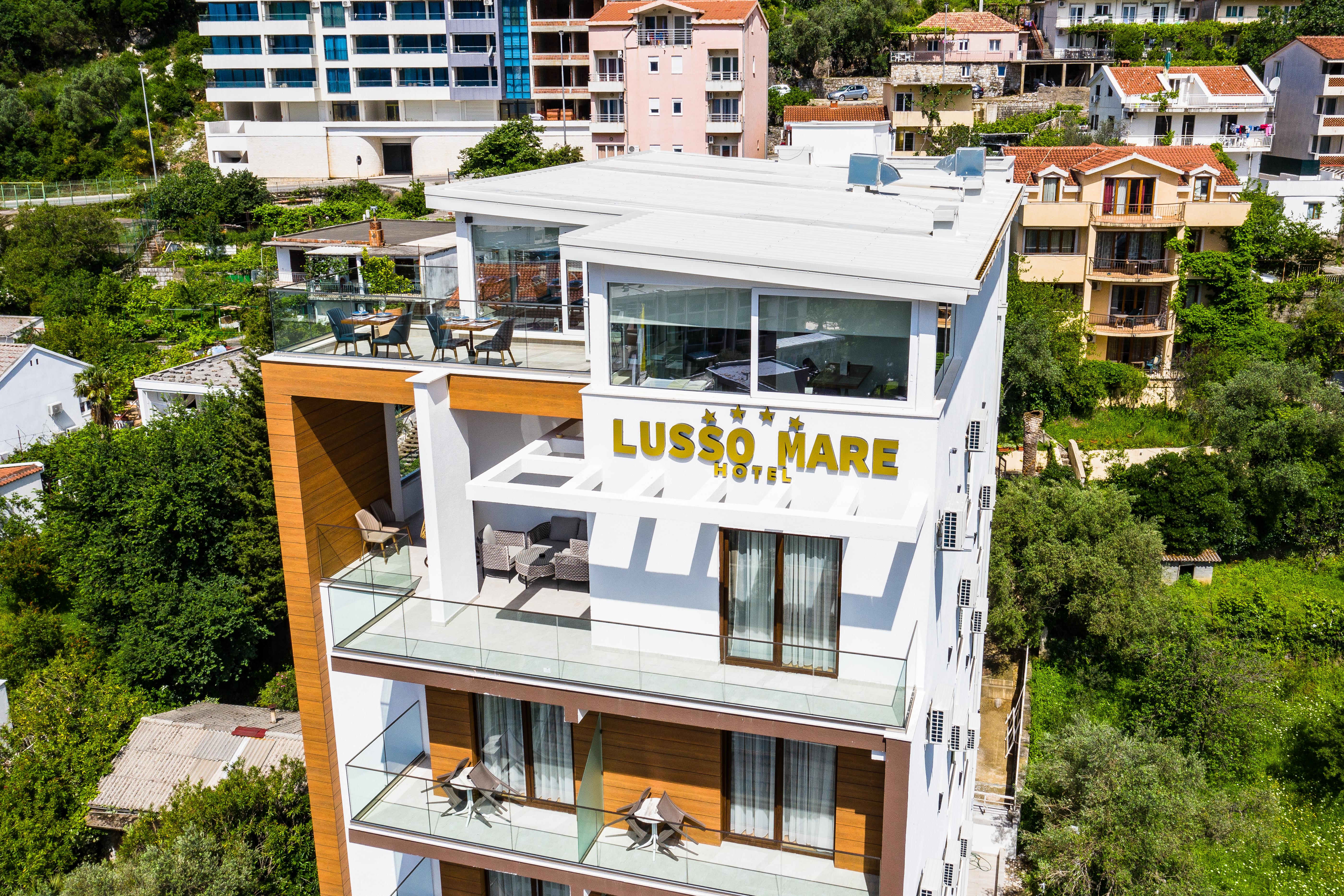 בודווה Hotel Lusso Mare By Aycon מראה חיצוני תמונה
